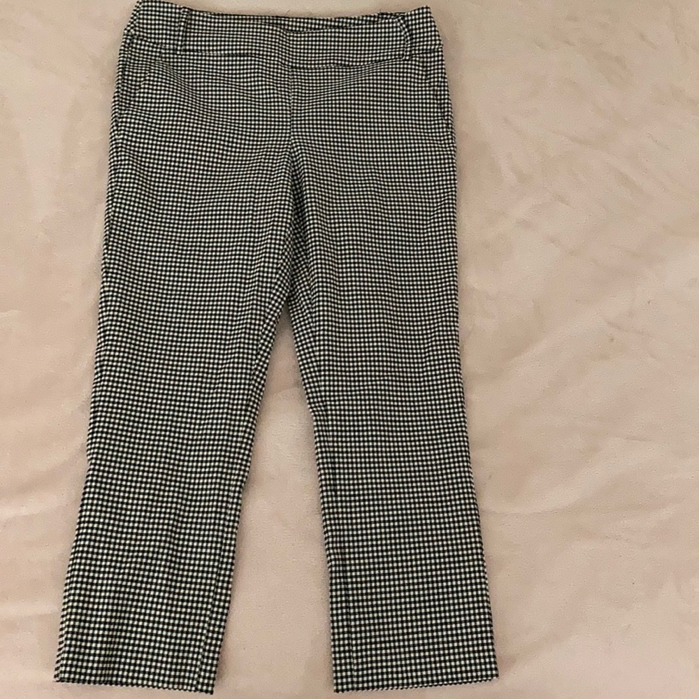 Checkered crop pants.